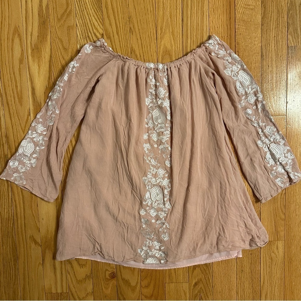 TOBI Flowy Tunic / Off Shoulder Mini Dress Boho Hippie Embroidered Floral Pink M
